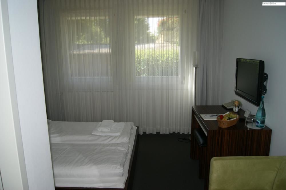 Das Schmoeckwitz Berlin Extérieur photo
